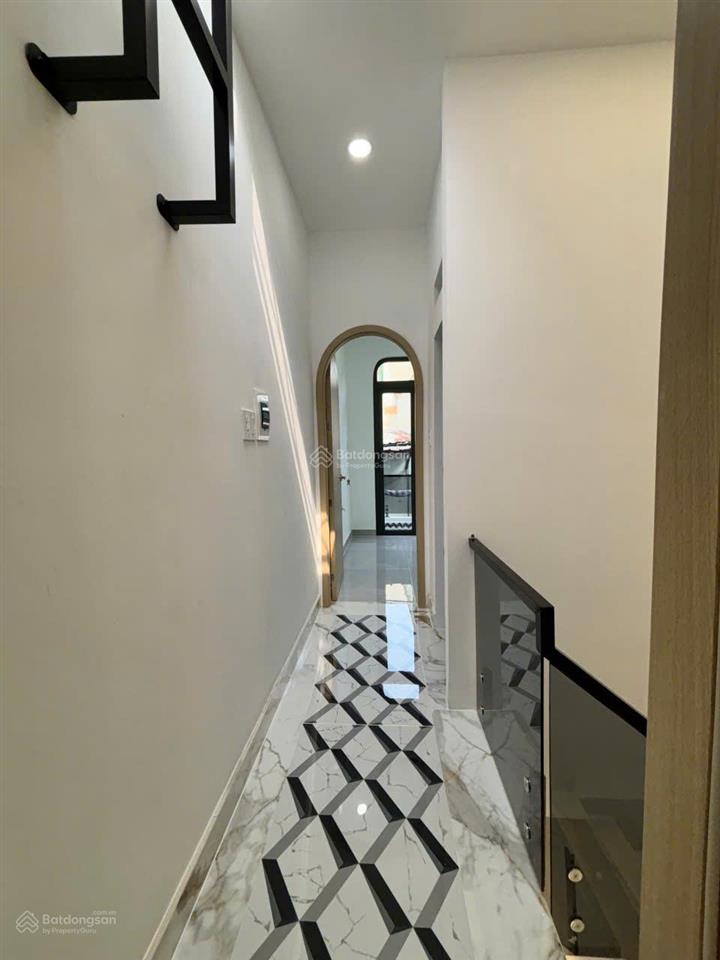 Giá 3,5 tỷ tl diện tích 24m²1/ đường số 13a  bình hưng hòa a  q bình tân.