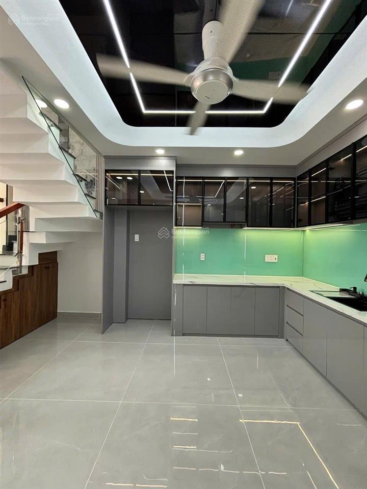 Gía 7.6 tỷ nhà 50m2 vị trí đẹp khu mã lò bình trị đông