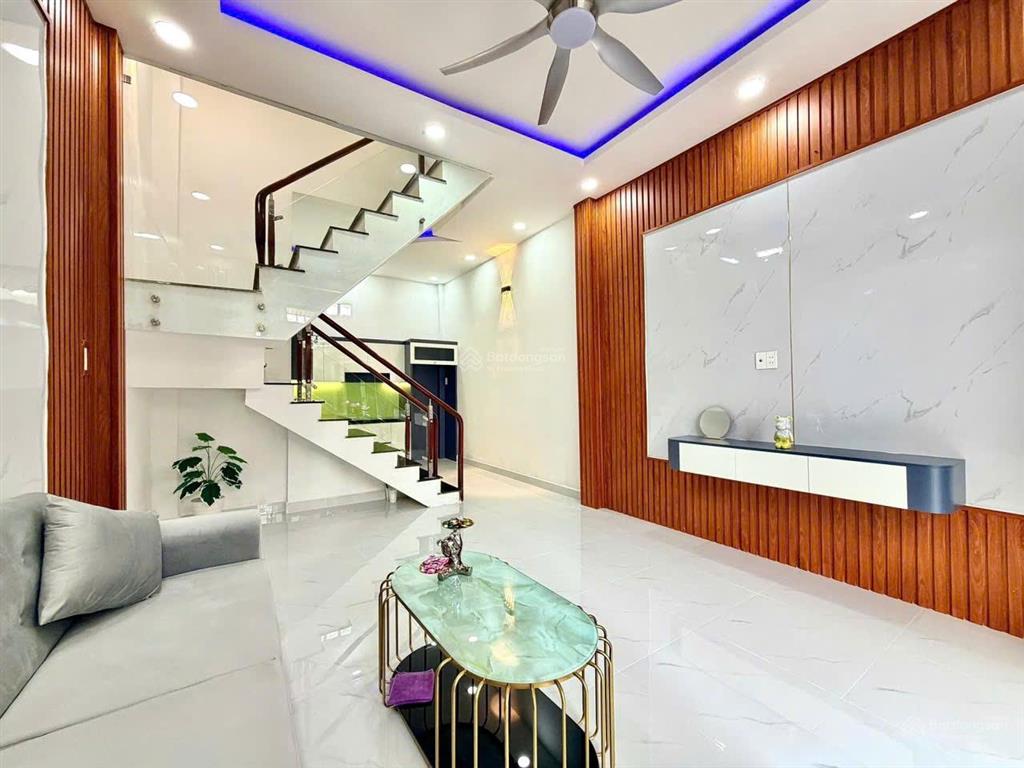 Gía 3.990 tỷ tl trương phước phan giáp lê văn quới  32m2 (4 x 8)
