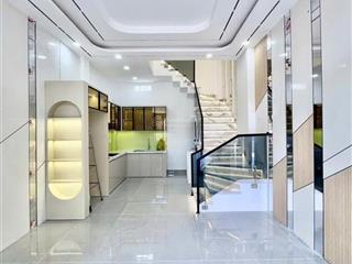 Giá 5 tỷ 750 triệu tl nhẹ mt 24 đs21.. thông ra mã lò.. 18b.. lê văn quới