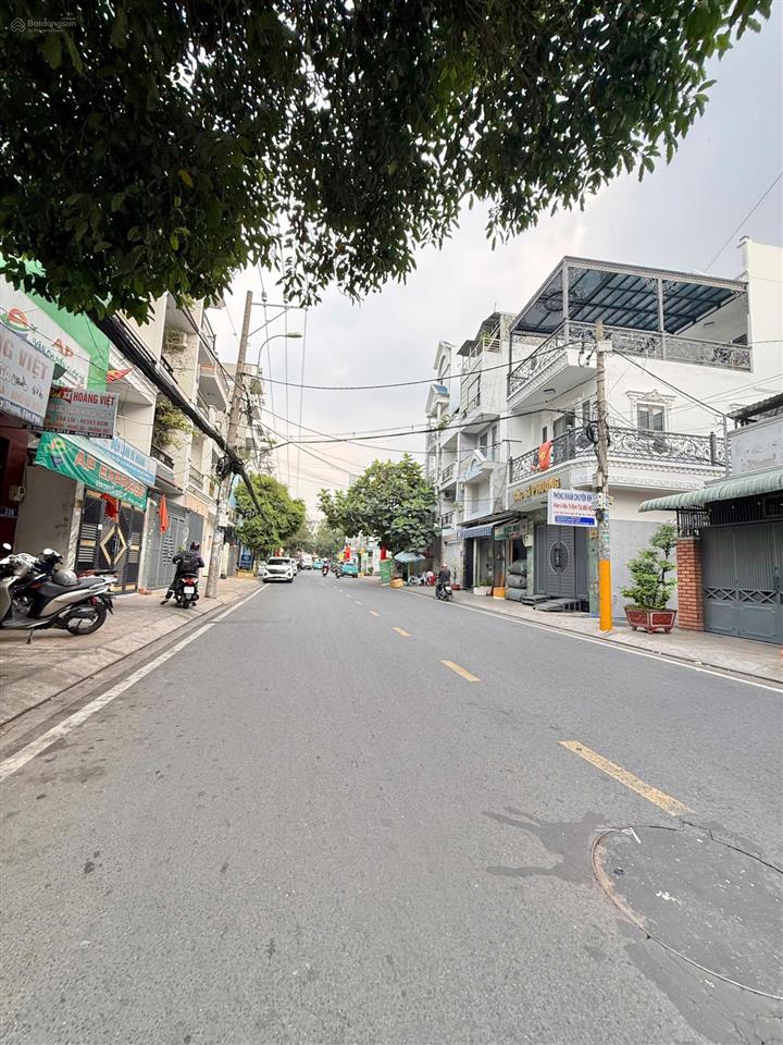 Mặt tiền 16m  ngay ngã 3  thu nhập 25tr/tháng