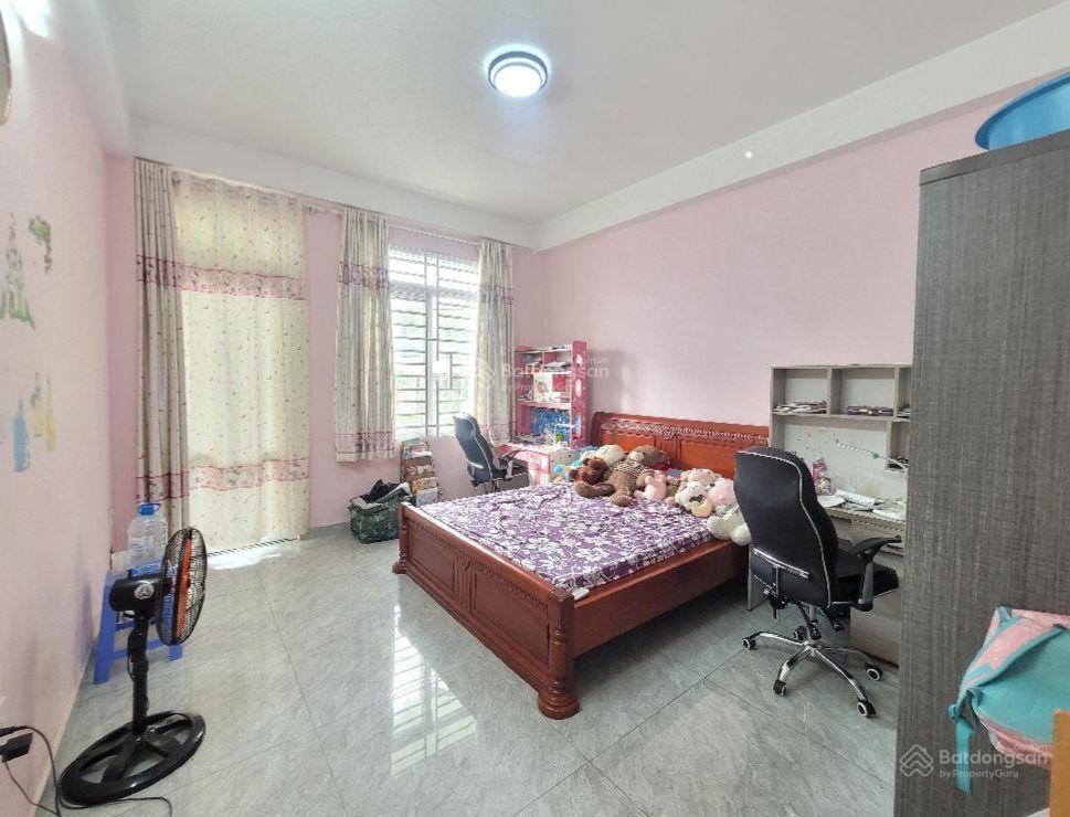 Bán gấp nhà trần văn dư, sát nhà ga t3, 4,7x15 hẻm ô tô tránh, 7,65 tỷ.