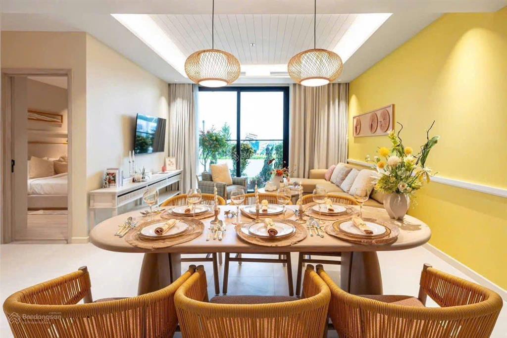 Căn 2pn + 81m2  view sunworld biển  tầng thấp  giá siêu rẻ