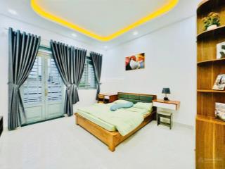Bán nhà hẻm xe hơi 8m đường hoàng sa phường 11 quận 3, dt 6x15m, 2 lầu st, giá 15.9 tỷ