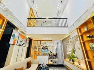 Bán nhà hẻm 5m lê hồng phong ngay 3 tháng 2 phường 10 quận 10, dt 3.8x20m, lửng 3 lầu, giá 10.6 tỷ