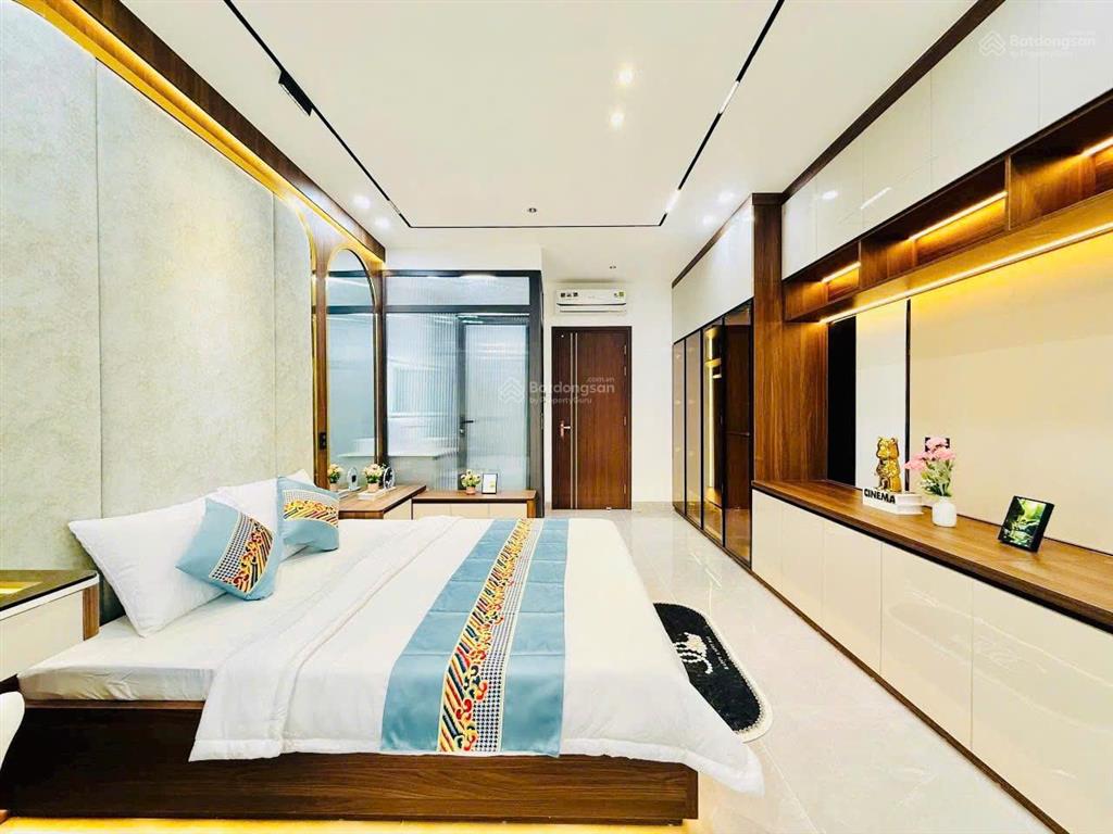 Bán nhà mặt tiền hùng vương  nguyễn chí thanh phường 9 quận 5, dt 3.8x16m, 4 lầu, giá 18.6 tỷ