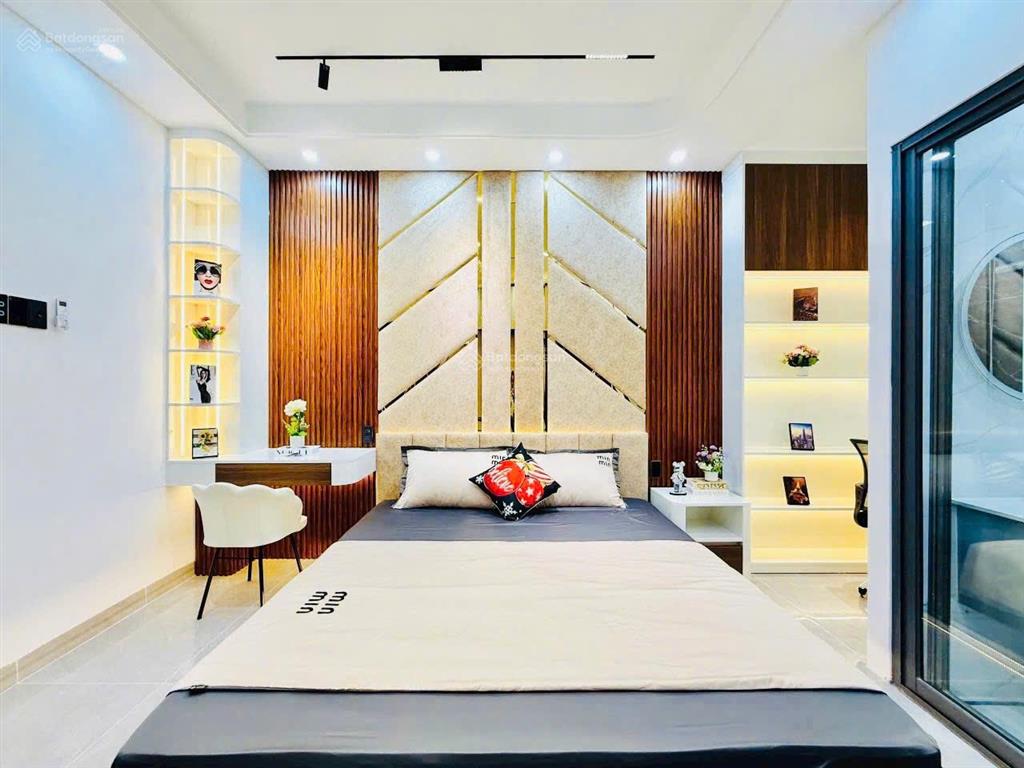 Bán nhà mặt tiền hùng vương  nguyễn chí thanh phường 9 quận 5, dt 3.8x16m, 4 lầu, giá 18.6 tỷ