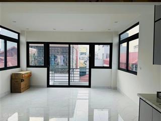 Bán nhà đường giải phóng, dt 82 m2, 8 tầng, sau mở đường mới cực đẹp!