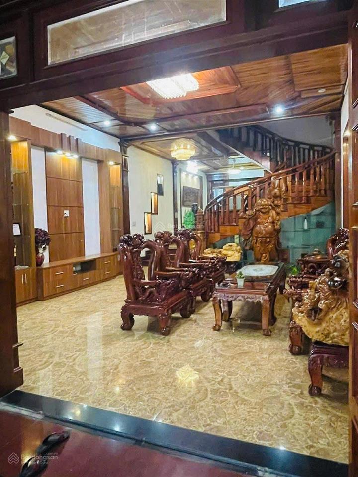 Chủ định cư tại mỹ cần bánnhà 3 tầng gỗ hương cao cấpdt 192mview sôngđặng văn ngữ tp huế