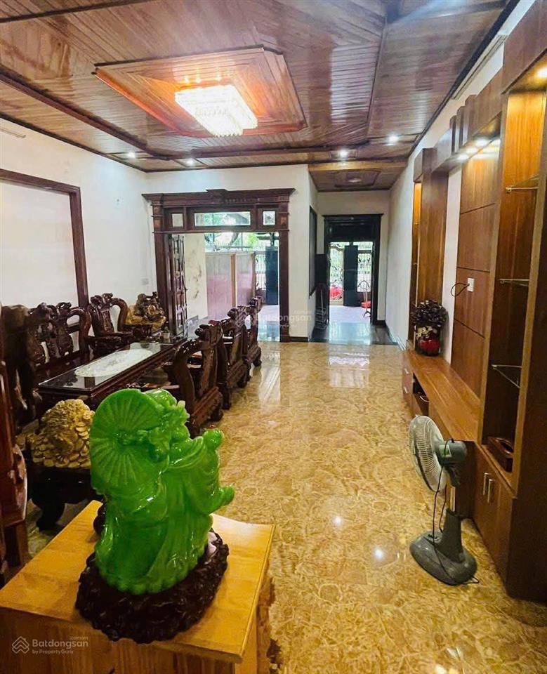 Chủ định cư tại mỹ cần bánnhà 3 tầng gỗ hương cao cấpdt 192mview sôngđặng văn ngữ tp huế