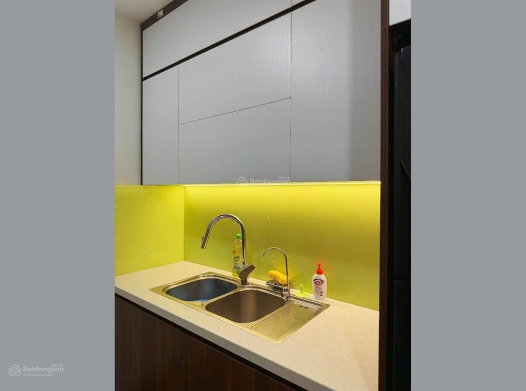 Cực hiếm cho thuê ch star city 23 lê văn lương, 60m2, 1pn, full, giá 13.5 tr/tháng.  0846 228 ***
