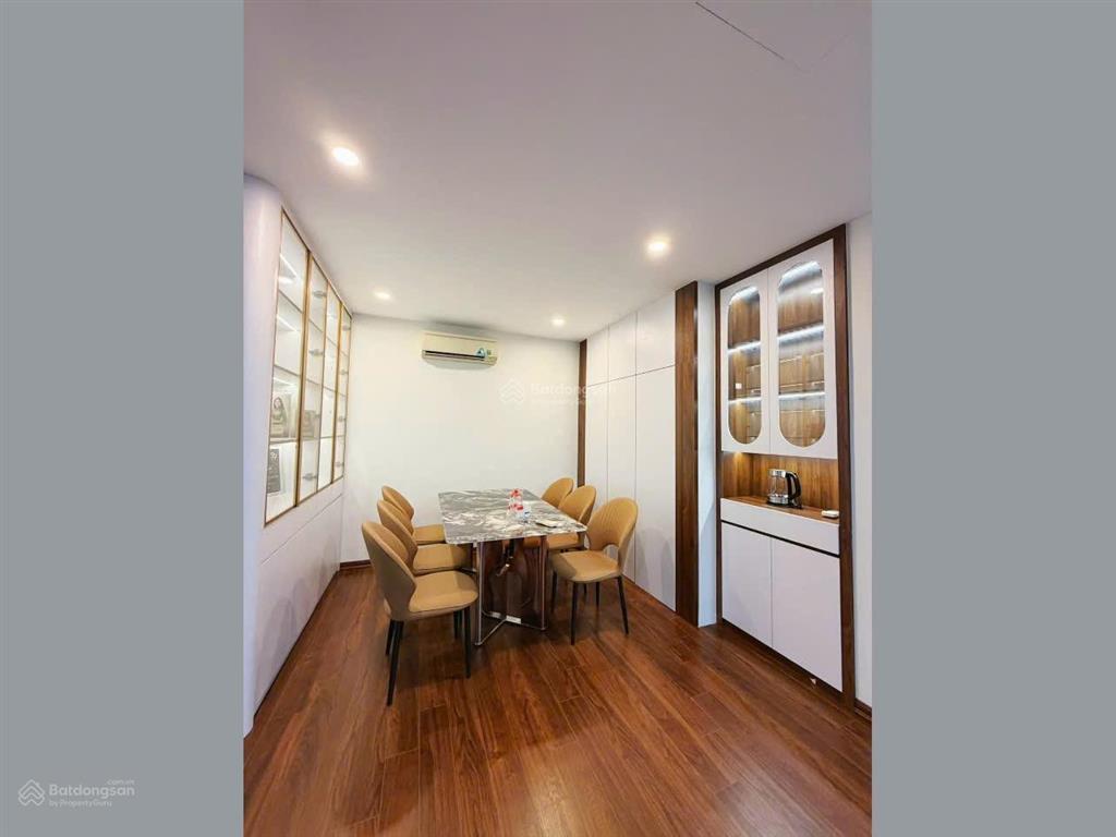 Cực hiếm cho thuê ch star city 23 lê văn lương, 60m2, 1pn, full, giá 13.5 tr/tháng.  0846 228 ***
