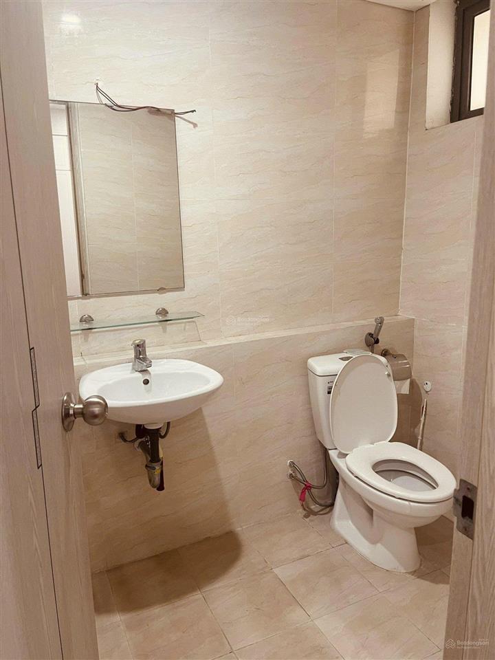 Chính chủ cho thuê căn hộ trinity tower, 2pn, 70m2, full đồ, giá từ 15tr/th.  0846 228 ***