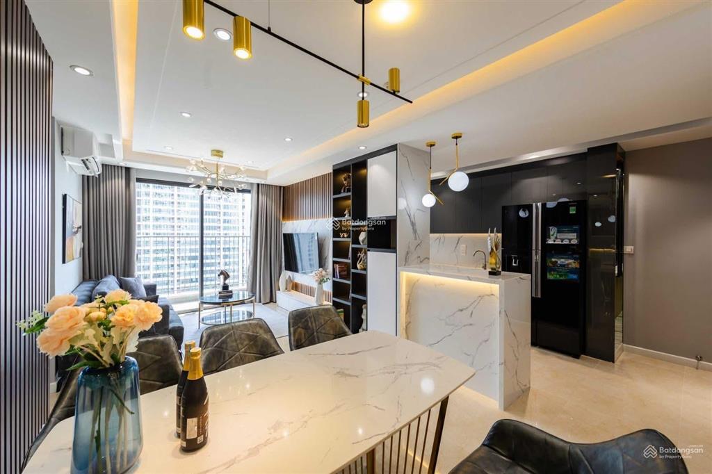 Hot căn hộ d'capitale, 95m2, 3pn, full nội thất, giá 26,5 tr/tháng.  0846 228 ***