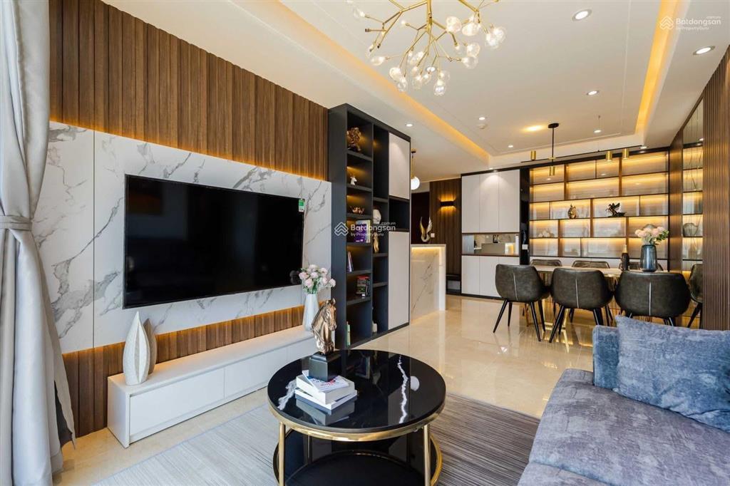 Hot căn hộ d'capitale, 95m2, 3pn, full nội thất, giá 26,5 tr/tháng.  0846 228 ***