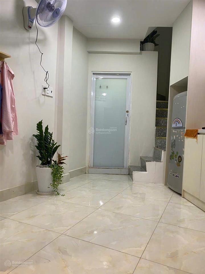 Tài chính nhỏ phù hợp mua ở ngay  mua cho con đi học  mua cho thuê lại  giá tốt chỉ 2,5 tỷ tl.