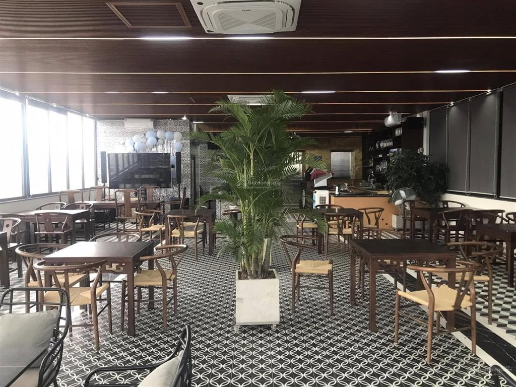 Toà building 9 tầng  lô góc  trịnh đình cửu  dt 180m  mặt tiền 9m  95 tỷ  0911 444 ***