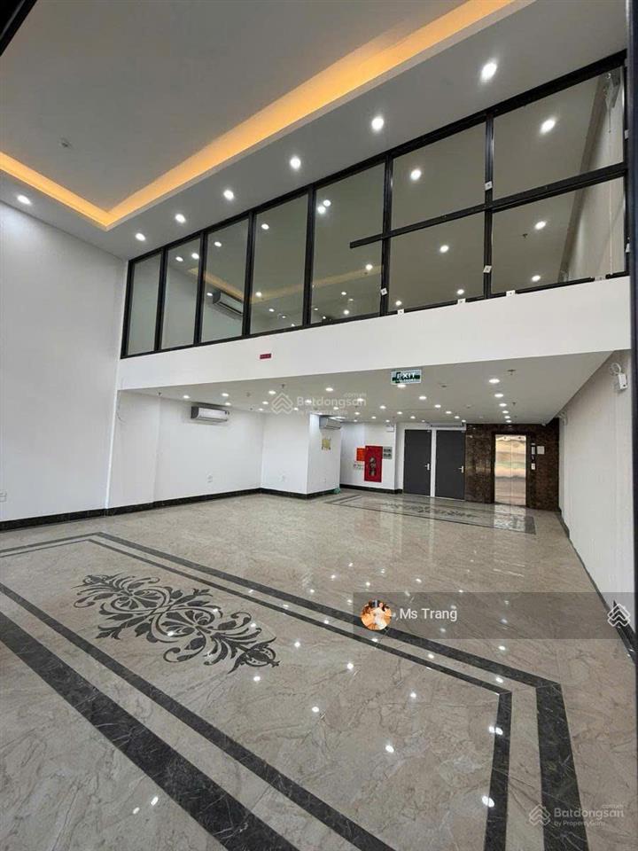 Toà building 9 tầng  lô góc  trịnh đình cửu  dt 180m  mặt tiền 9m  95 tỷ  0911 444 ***