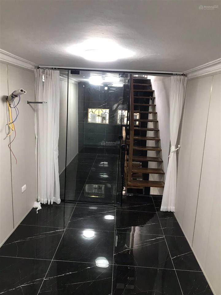 Sát phố  cửa bắc  ba đình dt  27m x 5 tầng, giá 7.95 tỷ, 0911 444 ***