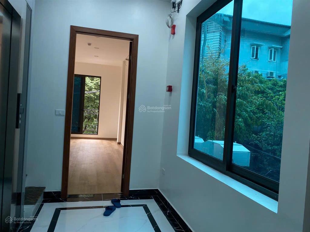 Nhà chùa bộc cách phố 20m  kd online  dt 30m x 5 tầng  mặt tiền 5m  8.3 tỷ
