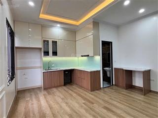 Nhà chùa bộc cách phố 20m  kd online  dt 30m x 5 tầng  mặt tiền 5m  8.3 tỷ