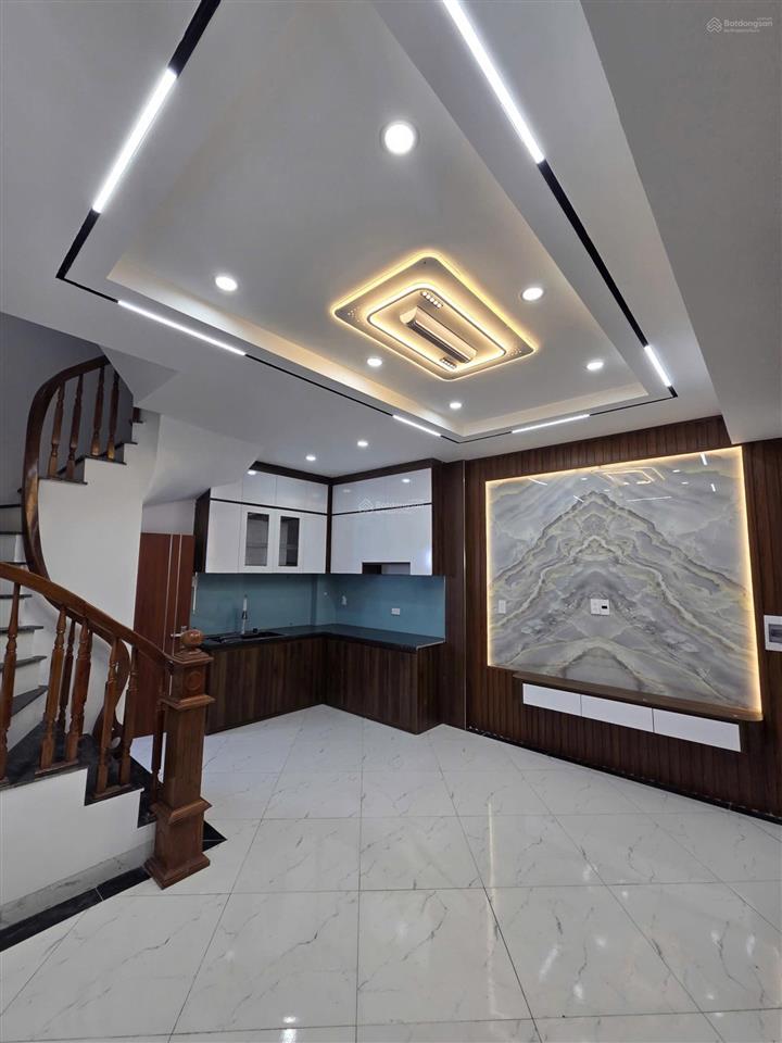 Lê đức thọ  hàm nghi  xây mới 35m x 5 tầng  8.3 tỷ  0911 444 ***