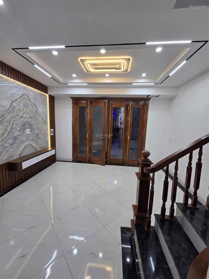 Lê đức thọ  hàm nghi  xây mới 35m x 5 tầng  8.3 tỷ  0911 444 ***