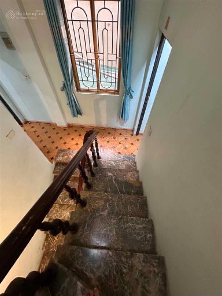 Nhà 2 tầng cũ phố võ chí công, phường nghĩa đô, quận cầu giấy, dt 32m, hơn 6 tỷ, 0911 444 ***