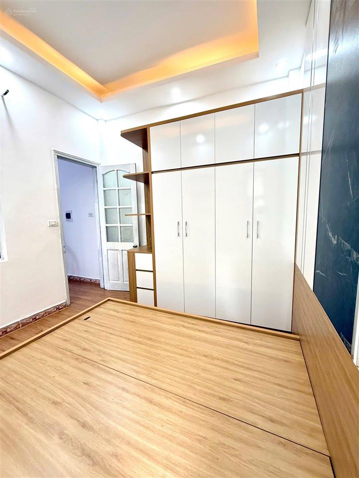 Nhà 2 tầng võ chí công 32m2  nở hậu  giá nhỉnh 6 tỷ