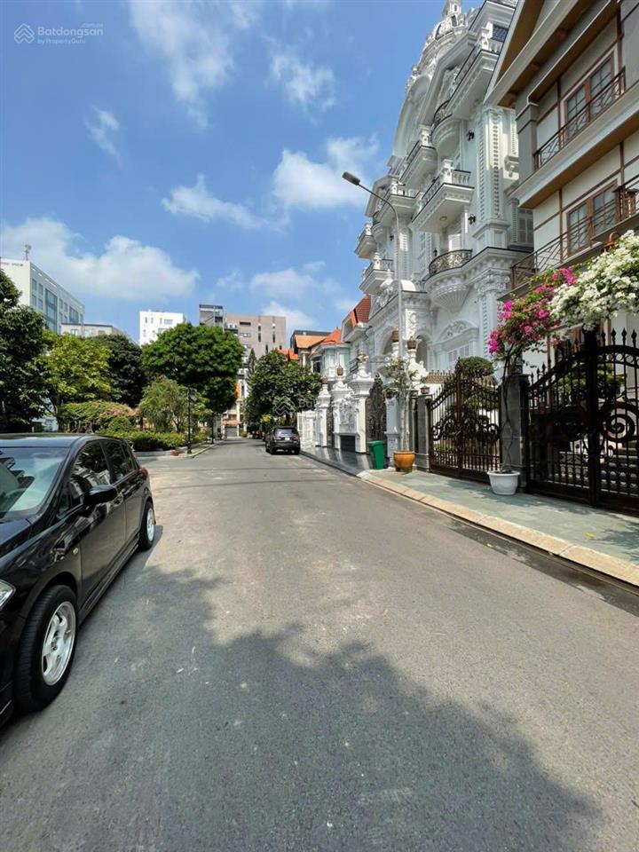 Hot bán nhà hẻm vip p. bến thành. nhà 3 tầng, thang máy, dt 100 m2,giá đầu tư chỉ 280tr m2