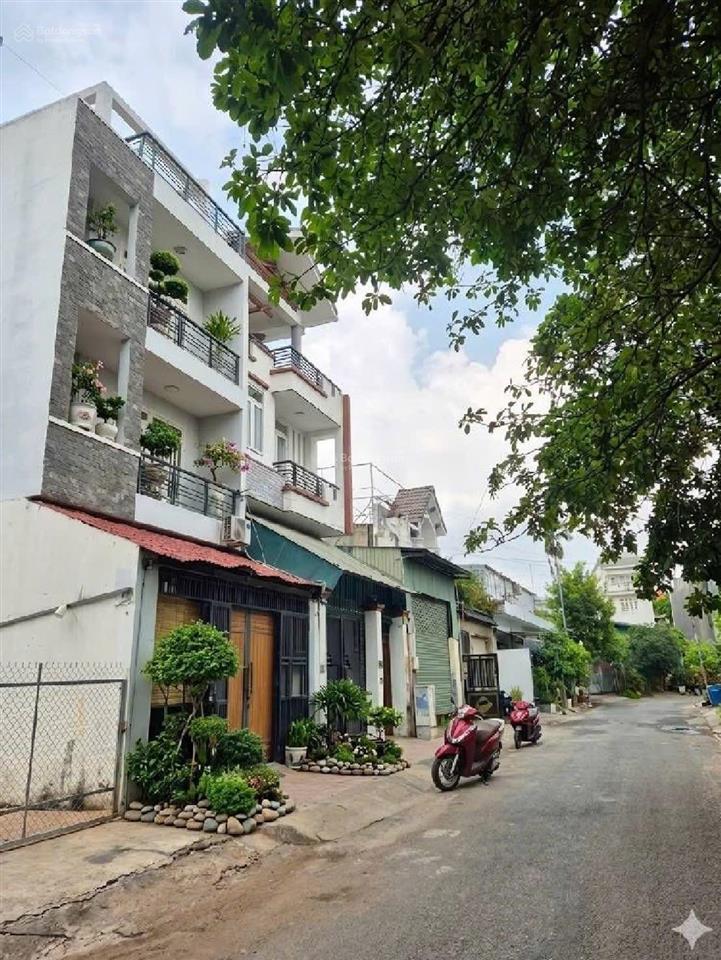 Siêu phẩm q12 4 tầng 114m2 ngang 5.7mđối diện ubnd q12 cũ lê thị riêng, khu đồng bộ,đường 10m