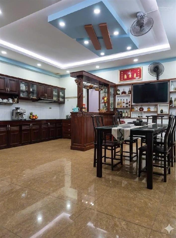 Siêu phẩm q12 4 tầng 114m2 ngang 5.7mđối diện ubnd q12 cũ lê thị riêng, khu đồng bộ,đường 10m