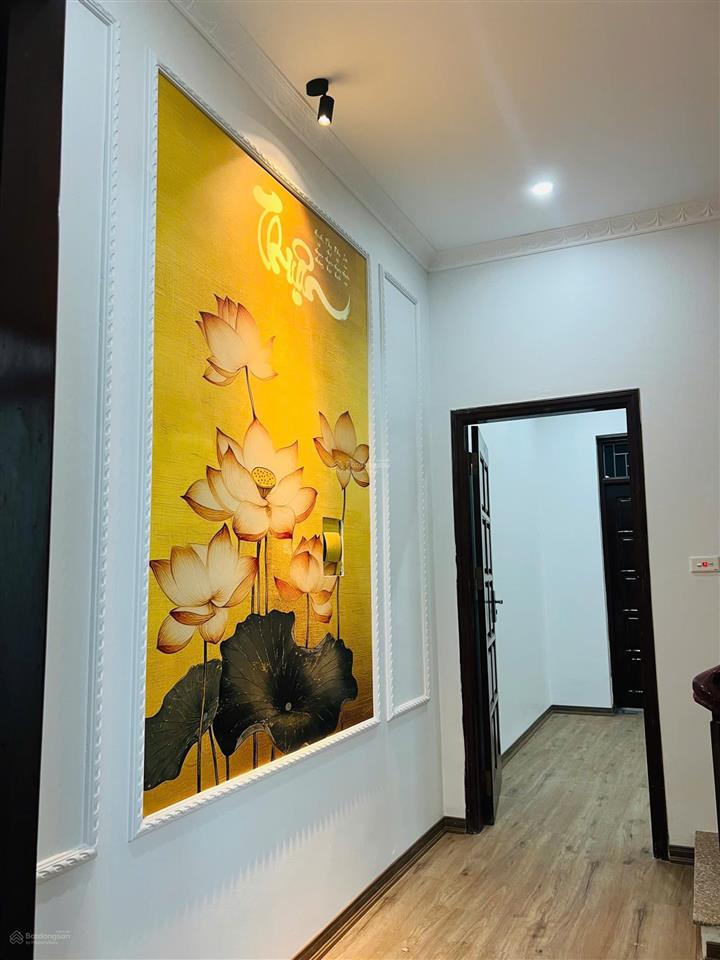 Nhà đẹp  ngõ rộng thoáng gần ô tô. nhả dân xây. phú thứ tây mỗ 45m*5t giá chào 8.5 tỷ có tl.
