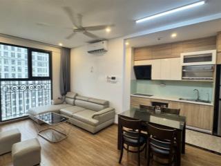 Bán căn 3 ngủ tại the sun, dt 96m, giá 9.1 tỷ nhà full đồ, bc đông nam  0987 286 ***