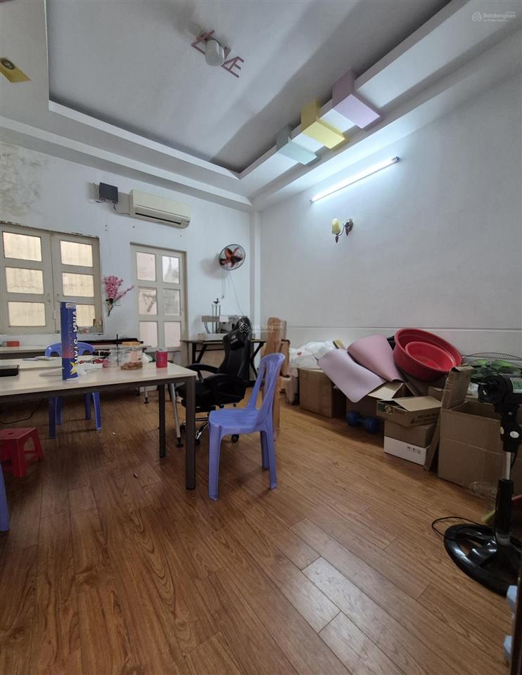 Cạnh kênh tham lương đường 10m 64m²  3 tầng  phạm văn chiêu ( đường số 53)  8 tỷ 5 tl