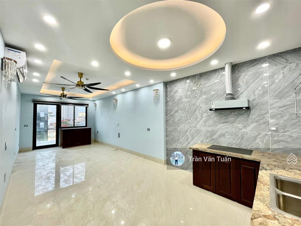 Bán tòa nhà mặt phố nghĩa tân  cầu giấy, 66m 8t, thang máy, vỉa hè khủng, 38 tỷ, kinh doanh đỉnh