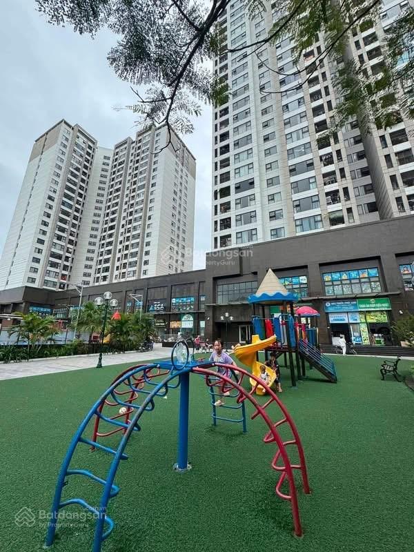 Cho thuê căn hộ 3pn, 2wc tại tòa nhà v2  ct9, khu đô thị mới văn phú, 20 triệu, 110m2, view đẹp