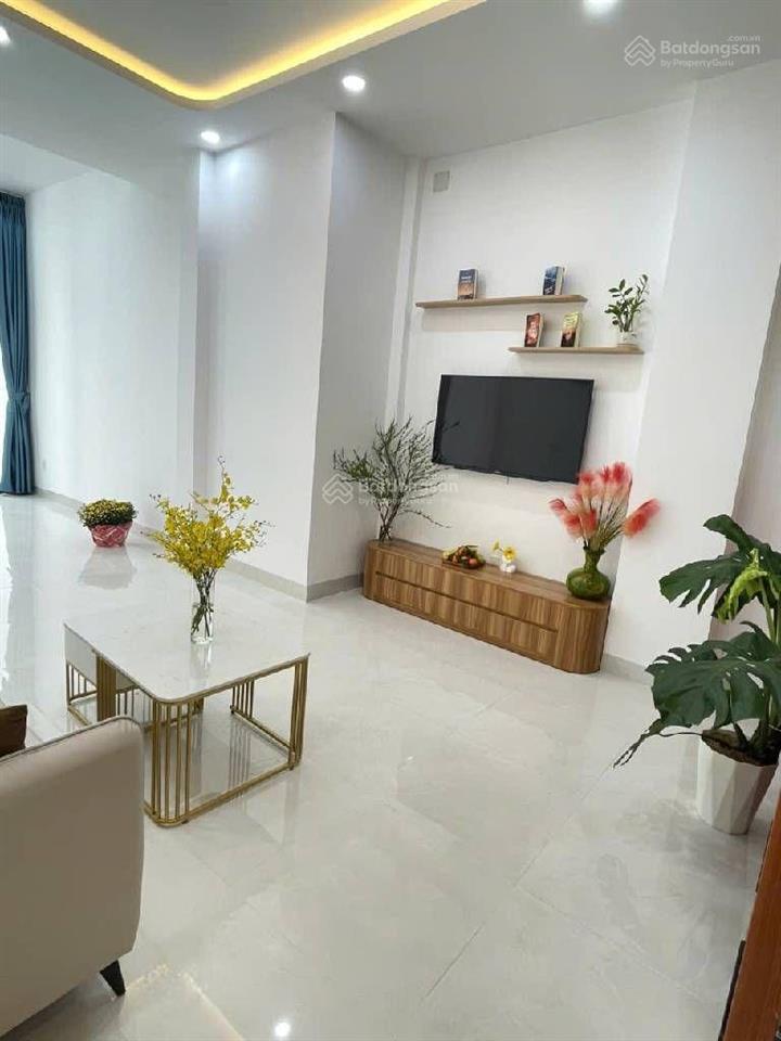 Khu nguyễn cửu vân . 2 tầng . 60m2  nở hậu 5m . 3pn. 2wc . full nội thất . ngay cầu thị nghè .