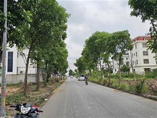 Đất bt đại hoàng long mặt lý thánh tông nhìn hồ