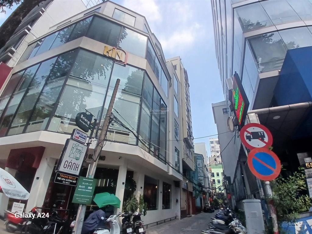 Bán nhà phạm ngọc thạch 62m²  hẻm xe tải  3 tầng  thu 600tr/năm  quận 3  giá 27.5 tỷ