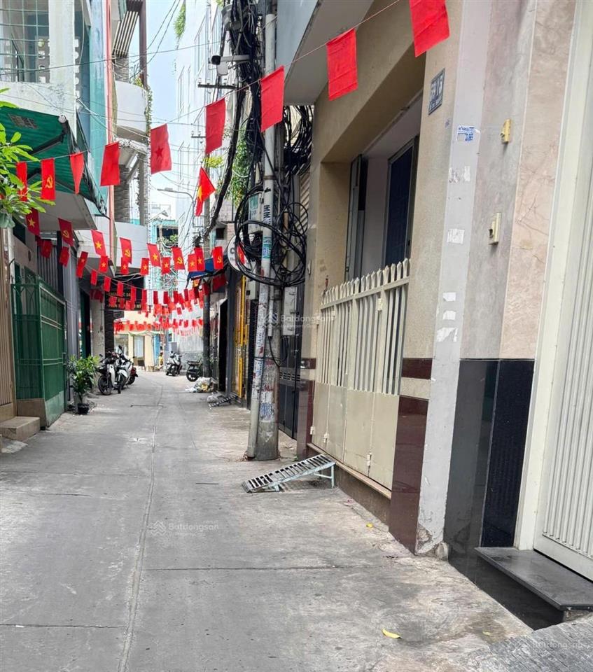 Bán nhà hxh tại trần phú, 9 tỷ vnd, 35m2, cách mặt tiền 15m
