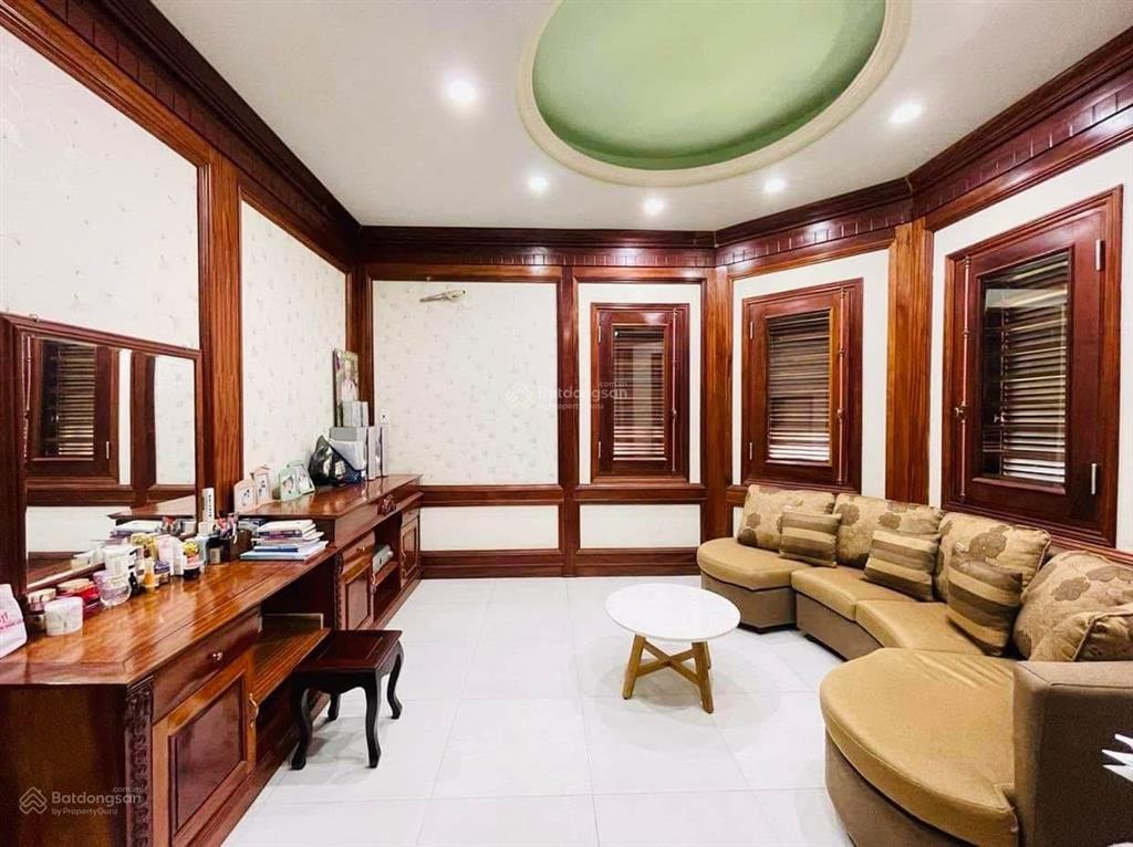 Chính chủ bán biệt thự đẹp, góc 2 mặt tiền kdc hiệp thành 3, trung tâm tp. thủ dầu một  bình dương