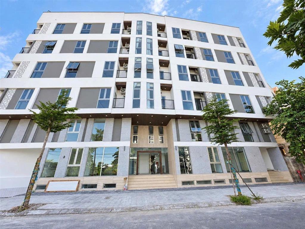 Cho thuê toà căn hộ mới xây nội thất mới 100% ngay cầu hoà xuân đường hoàn thế thiện