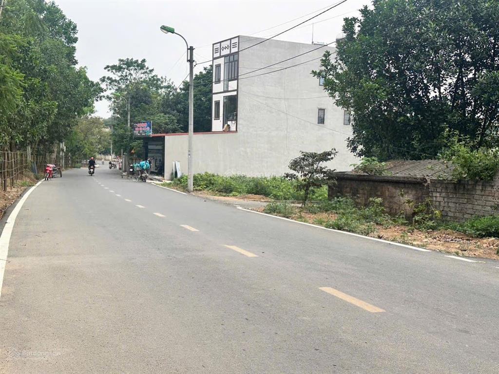 Đất nền tân xã hòa lạc giảm sâu 300 triệu, vị trí đẹp, đầu tư sinh lời cực hấp dẫn ngay!