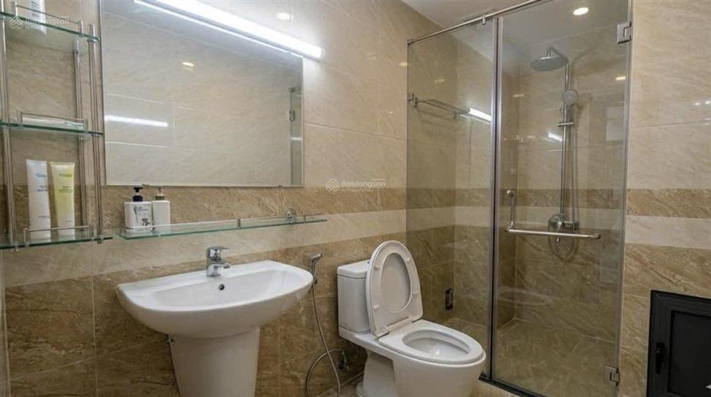 Nhà đẹp 5 tầng ô tô ngủ tại nhà ql13 hiệp bình, thủ đức, lk kđt vạn phúc city  giá nhỉnh 8 tỷ tl