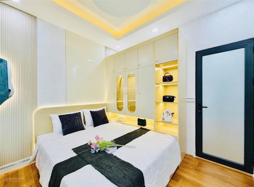 Vị trí vàng nhỉnh 3 tỷ tặng full nội gần vincom quang trung gò vấp, liền kế hẻm xe hơi