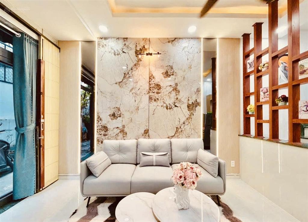 Vị trí vàng nhỉnh 3 tỷ tặng full nội gần vincom quang trung gò vấp, liền kế hẻm xe hơi
