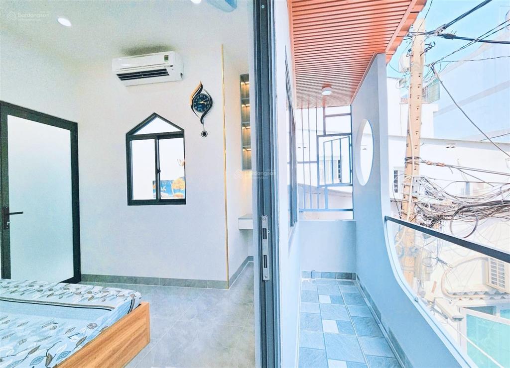 Nhỉnh 3 tỷ nhà mới 2 mặt tiền  hẻm xe hơi, tặng full nội thất đường bùi quang là  gò vấp