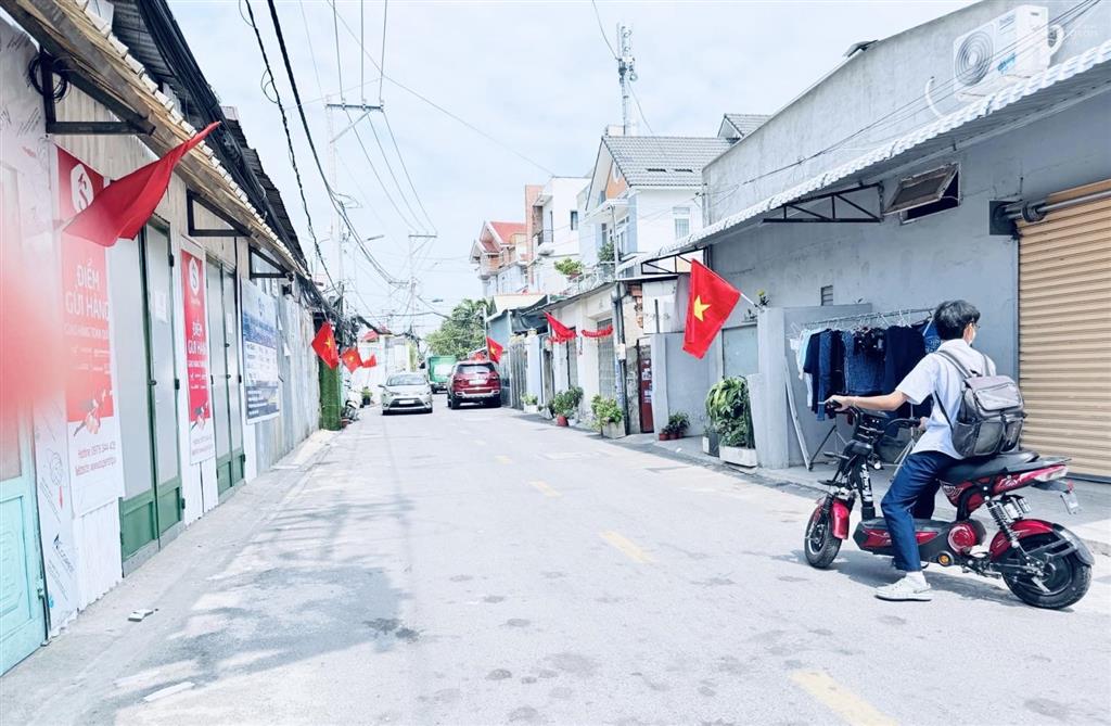 Bán đất 69m lô góc 2 mặt tiền, hẻm xe hơi được xây dựng 5 tầng view sông hiệp bình  thủ đức