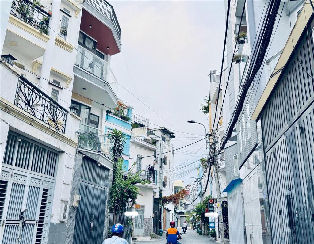 Bán đất hẻm ô tô dt 75m hơn 7 tỷ, xây dựng 5 tầng  ngang 5m hiệp bình  thủ đức